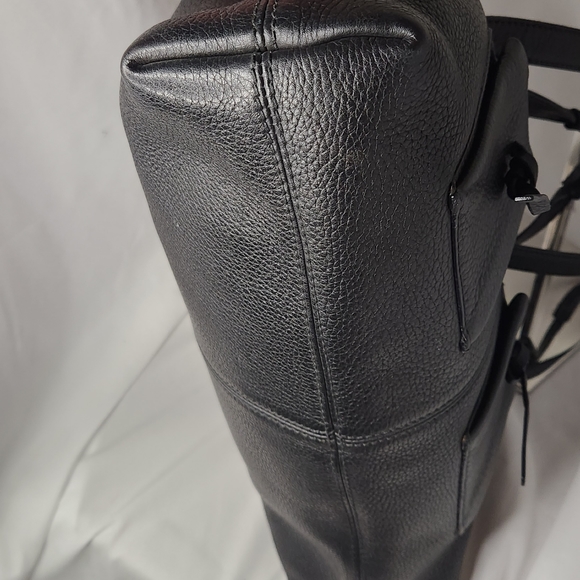 🔥RARE vntg. EUC GUCCI BLACK PEBBLED LEATHER BAG w/ATTACHED POUCH INSIDE + COA🔥 - Picture 7 of 13